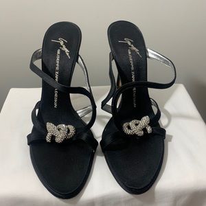 Giuseppe Zanotti Crystal-Embellishment Satin Heels